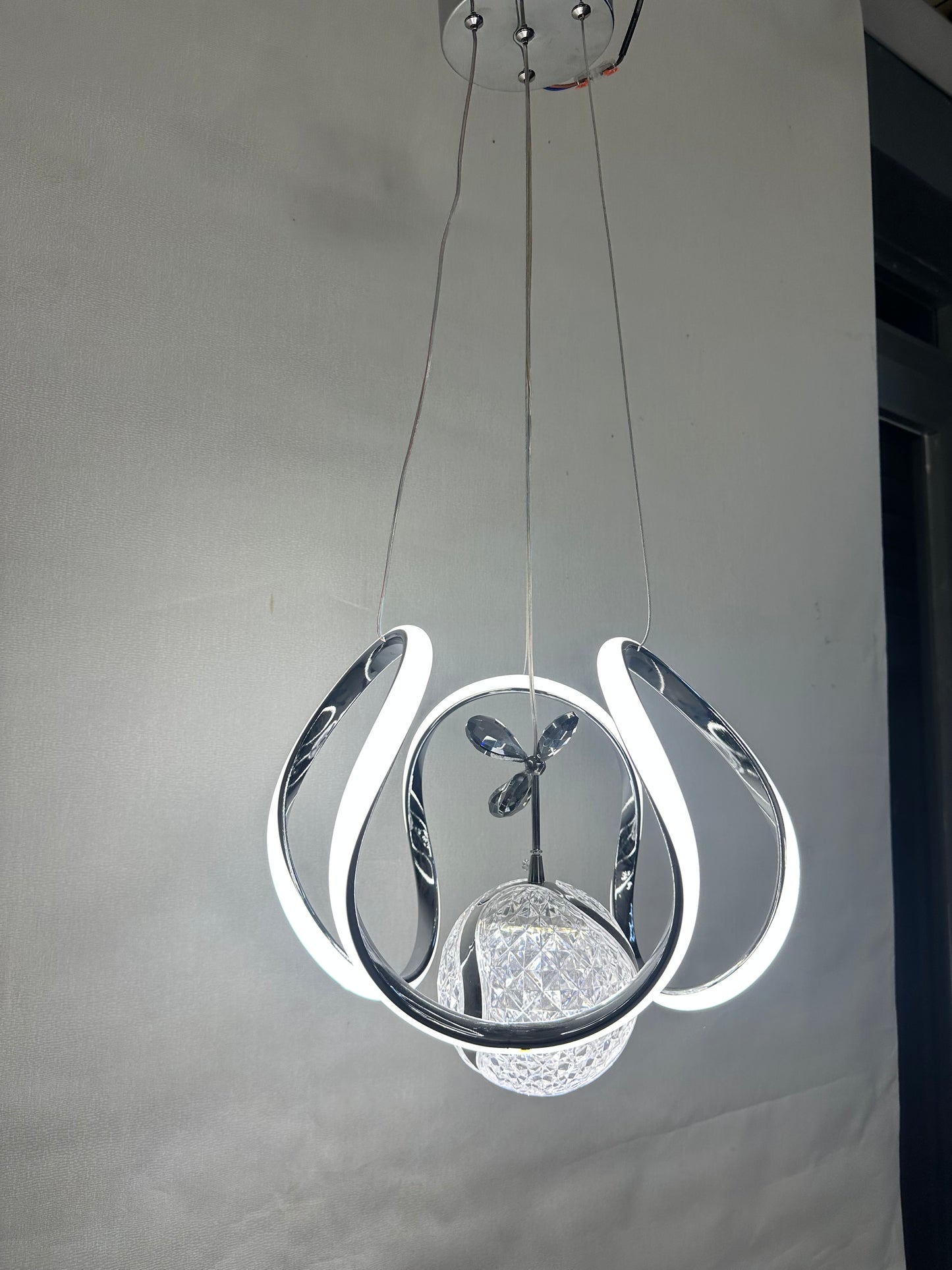 Modern Mutfak Salon LED Avize – Şık Aydınlatma